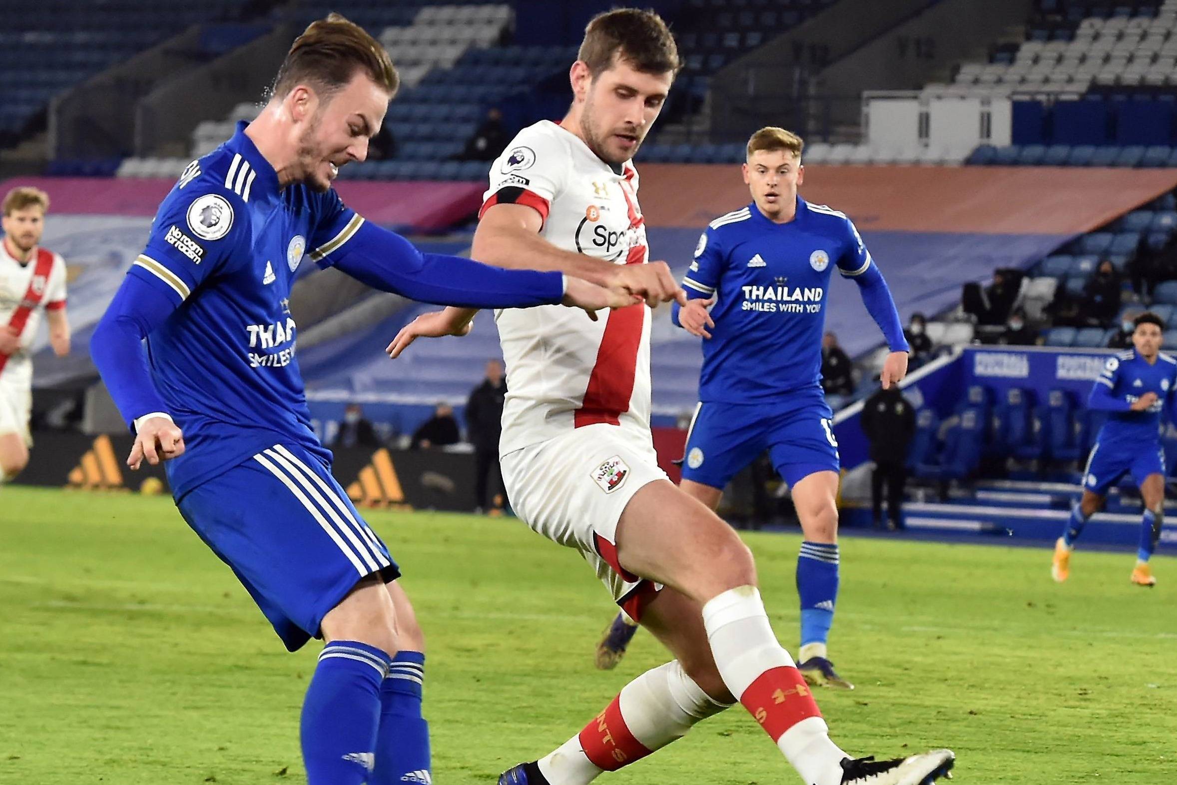 开云体育下载-国际比赛日英超传出新动向，西汉姆内部沟通，管理层表态——态度坚定，年轻球员得到机会的简单介绍-开云体育下载