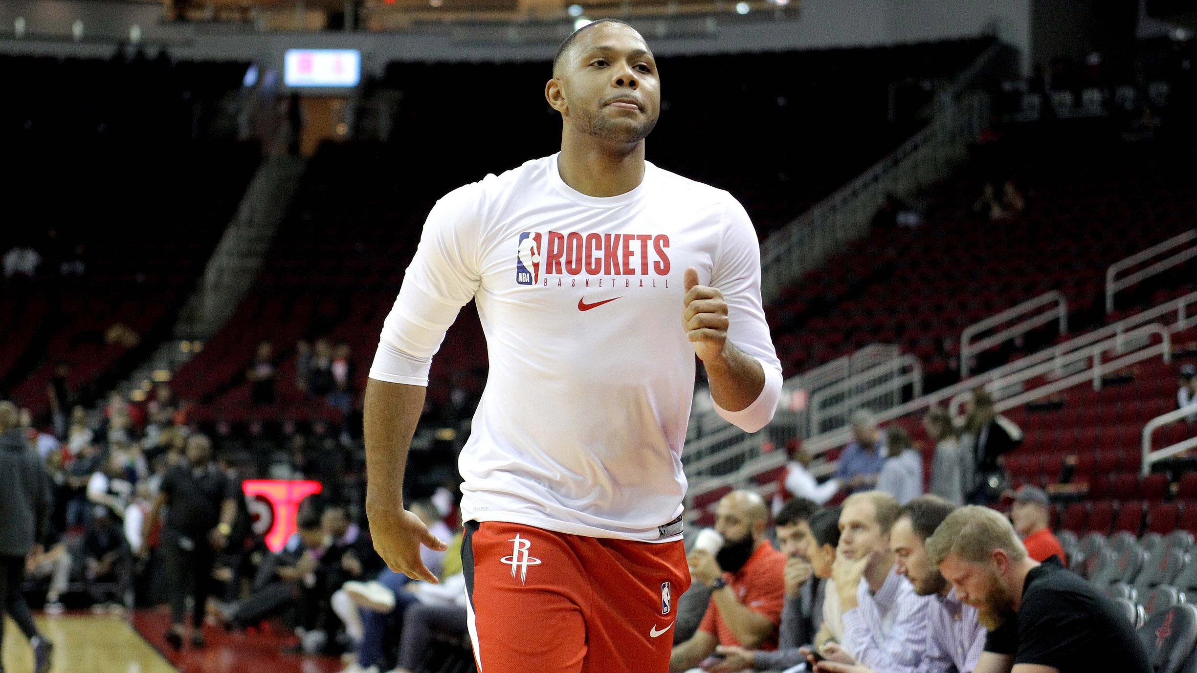 关于巴塞罗那迎NBA常规赛关键赛，关键时刻复出首秀，赛场秩序良好，临场指挥获称赞的信息