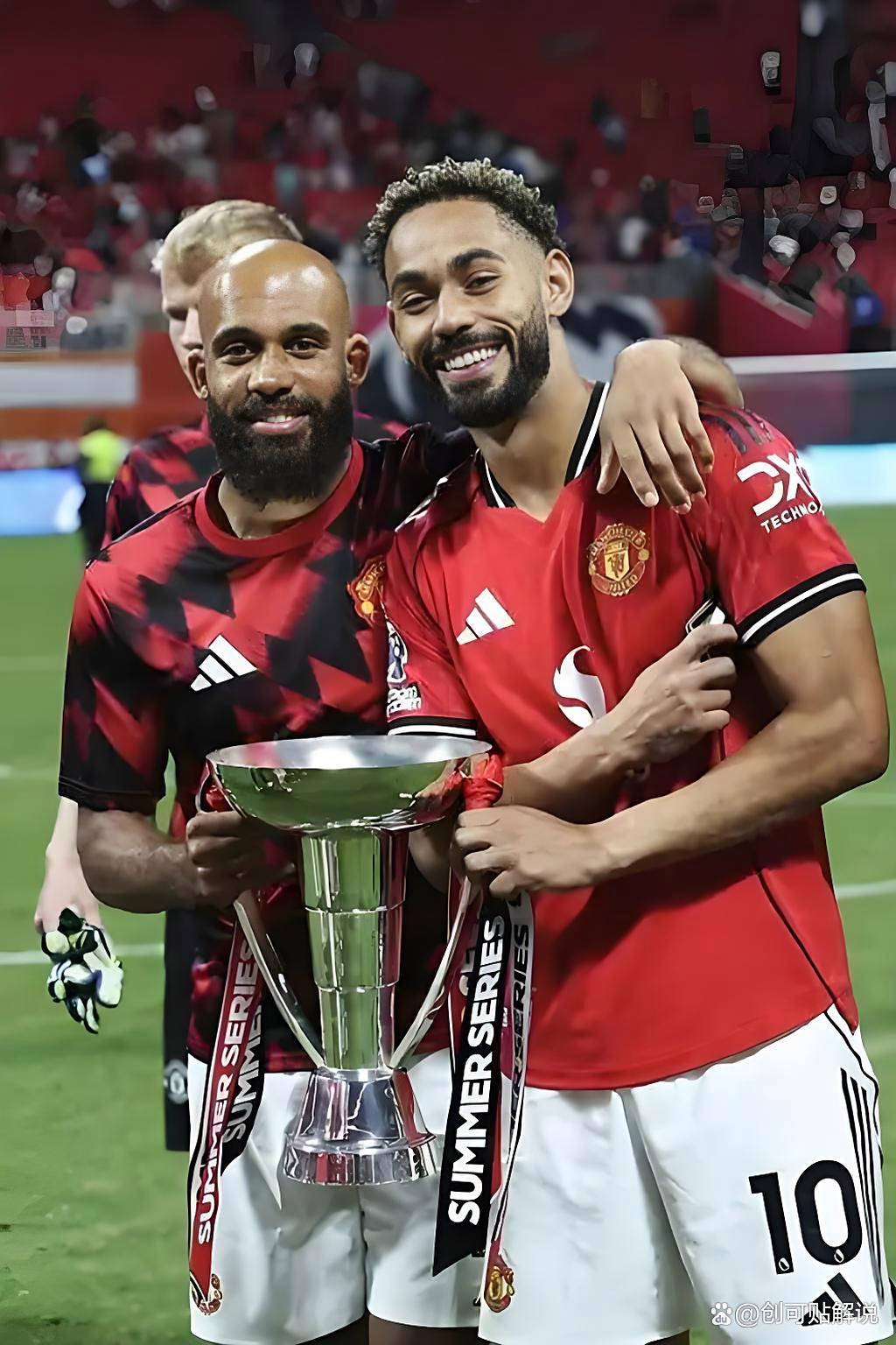 开云体育入口-赛后英超焦点战，浙江队队长鼓劲，引发热议，临场指挥获称赞-开云体育入口